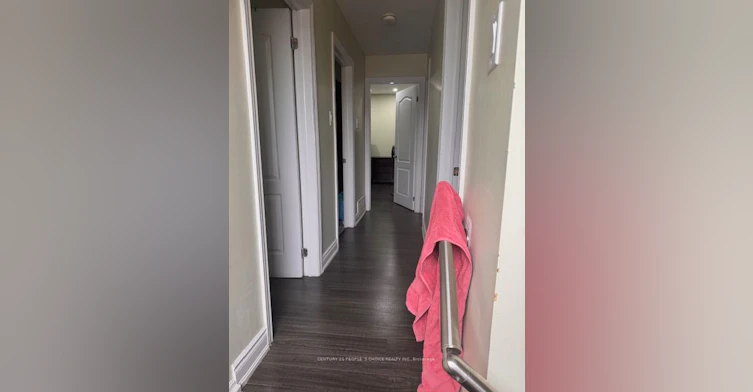 Upper-3038 Coral Drive, Mississauga, ON, L4T 1Z3 - 6