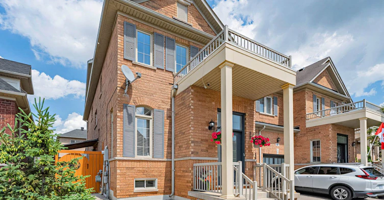 UPPER-581 Grant Way, Milton, ON, L9T 0V9 - 2