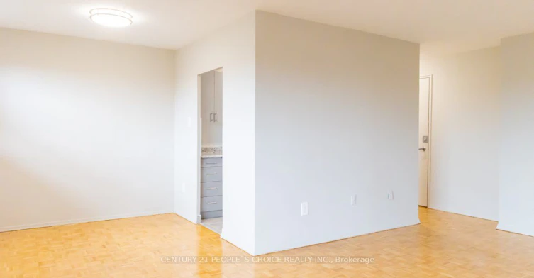 309-1051 Seneca Avenue, Mississauga, ON, L5G 3X7 - 2