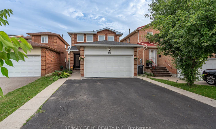 86 Whitehaven Drive