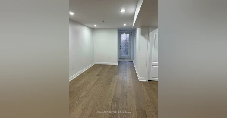BSMT-32 Trewartha Crescent, Brampton, ON, L6Z 1X4 - 2
