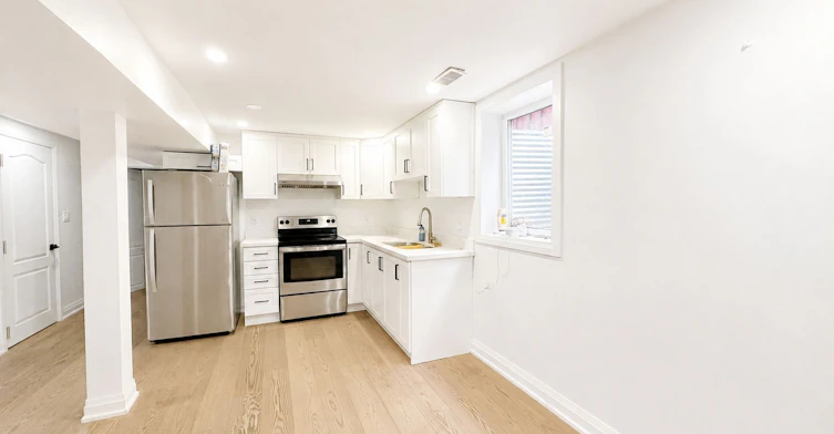 BSMT-32 Trewartha Crescent, Brampton, ON, L6Z 1X4