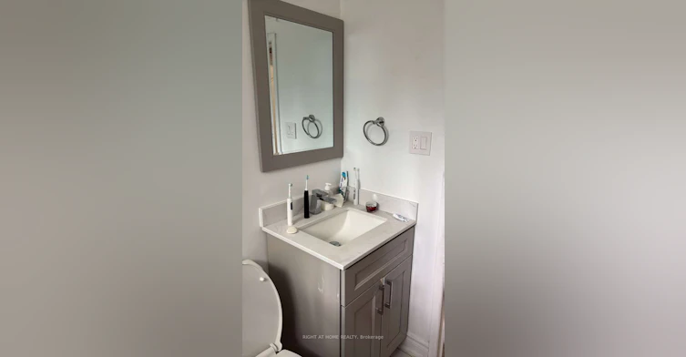 Main-84 Vista Boulevard, Mississauga, ON, L5M 1V7 - 7