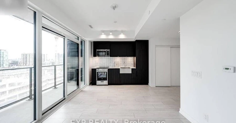 LPH02-270 Dufferin Street, Toronto, ON, M6K 0H8 - 6
