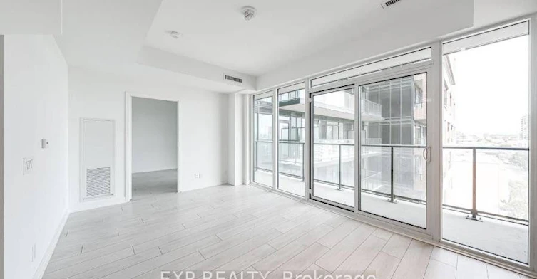 LPH02-270 Dufferin Street, Toronto, ON, M6K 0H8 - 8