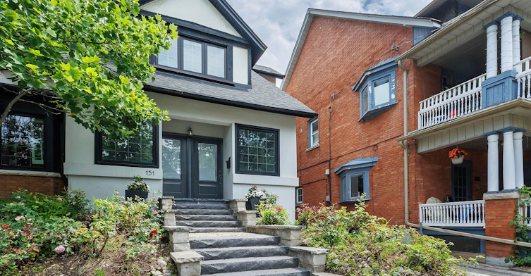 1-151 Indian Road, Toronto, ON, M6R 2V7