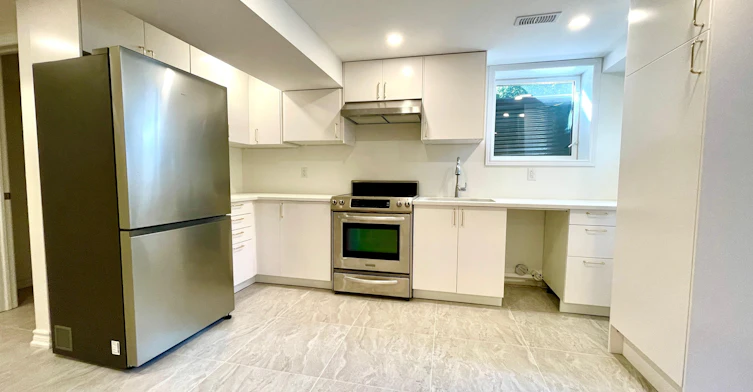 Basement-106 Vivians Crescent, Brampton, ON, L6Y 4V4 - 6