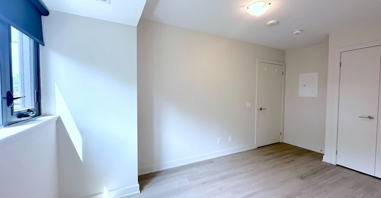 303-3385 Dundas Street W, Toronto, ON, M6S 2S2 - 7