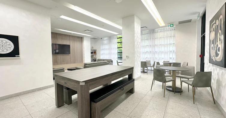 303-3385 Dundas Street W, Toronto, ON, M6S 2S2 - 18
