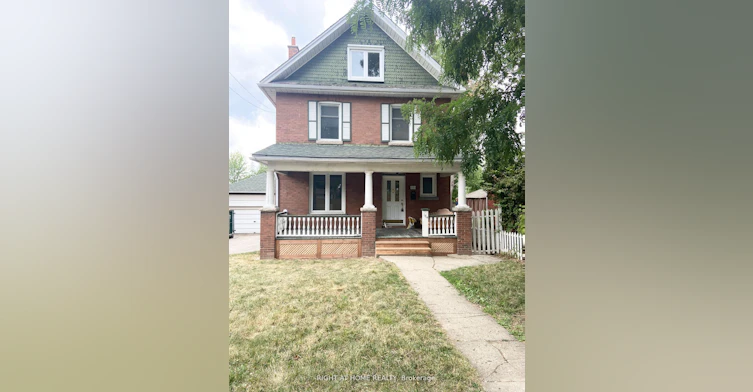 Main-184 Rosemount Avenue, Toronto, ON, M9N 3B9