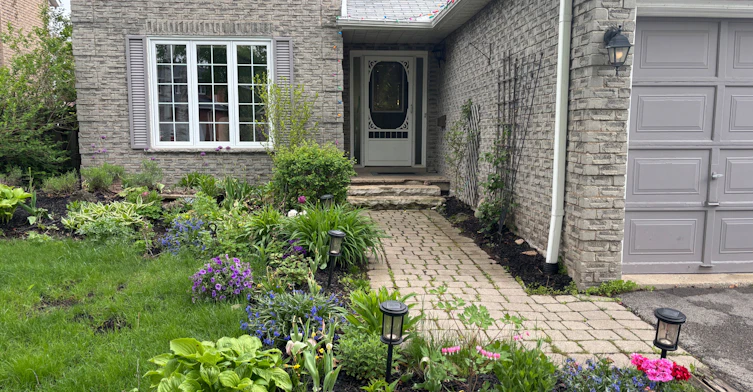 Main Unit-1284 Creekside Drive, Oakville, ON, L6H 4Y5 - 2