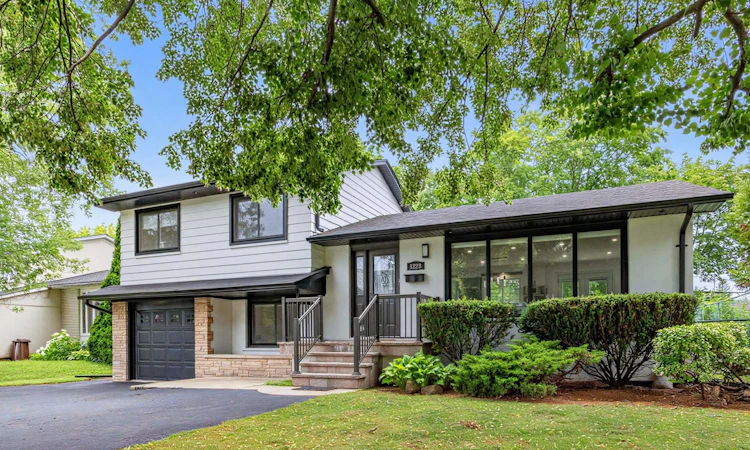 1228 Pallatine Drive