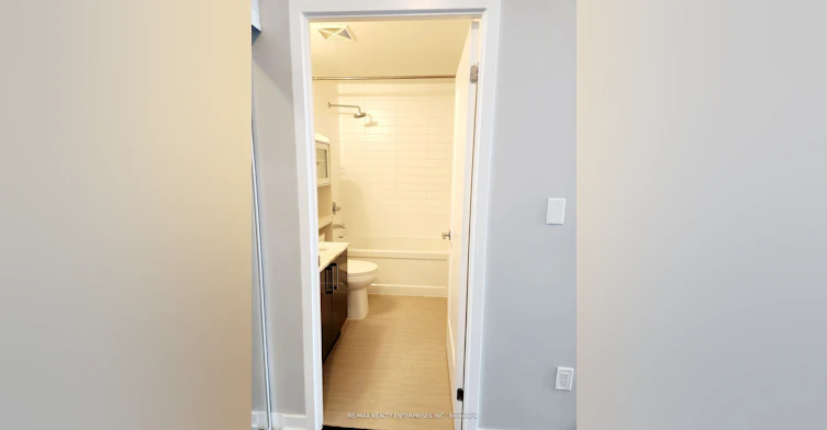 727-4055 Parkside Village Drive, Mississauga, ON, L5B 0K8 - 17