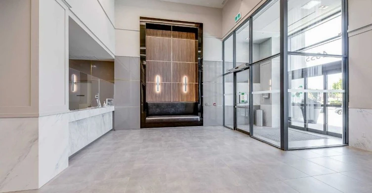 727-4055 Parkside Village Drive, Mississauga, ON, L5B 0K8 - 2