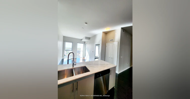 727-4055 Parkside Village Drive, Mississauga, ON, L5B 0K8 - 9