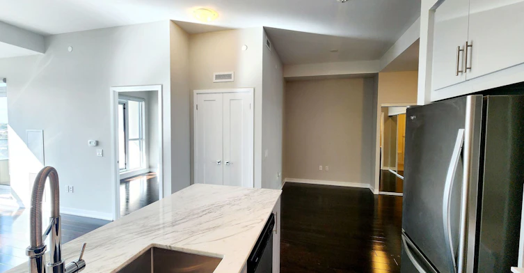 727-4055 Parkside Village Drive, Mississauga, ON, L5B 0K8 - 11