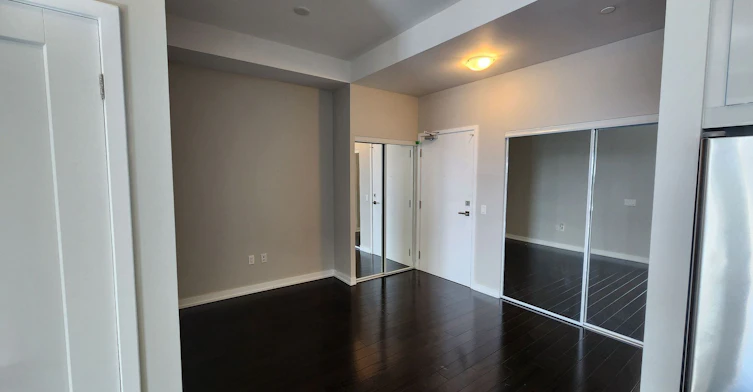 727-4055 Parkside Village Drive, Mississauga, ON, L5B 0K8 - 10