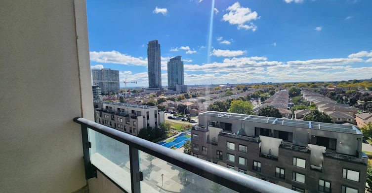 727-4055 Parkside Village Drive, Mississauga, ON, L5B 0K8 - 5