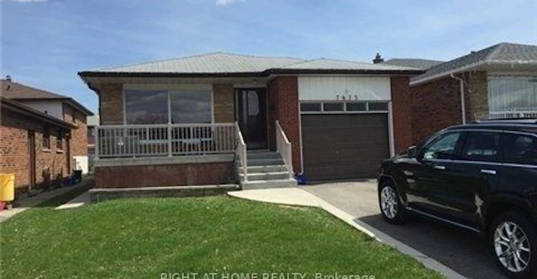 Bsmt-7673 Darcel Avenue, Mississauga, ON, L4T 3R5