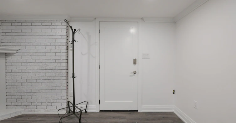 Lower-80 Beaumode Heights Drive, Toronto, ON, M9V 1V9 - 3