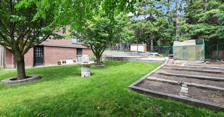 Lower-80 Beaumode Heights Drive, Toronto, ON, M9V 1V9 - 32