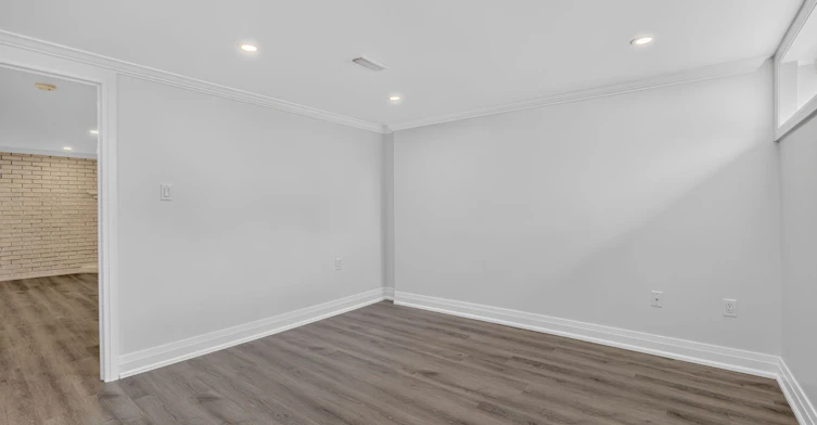 Lower-80 Beaumode Heights Drive, Toronto, ON, M9V 1V9 - 23