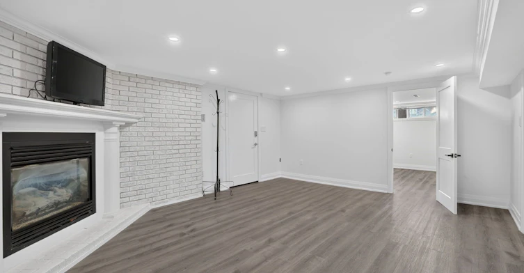 Lower-80 Beaumode Heights Drive, Toronto, ON, M9V 1V9 - 6