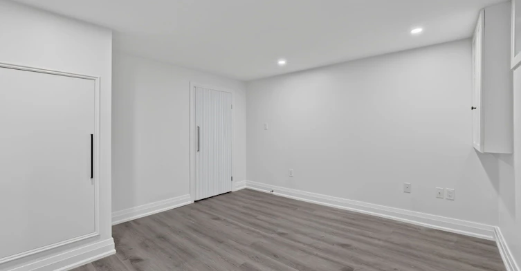 Lower-80 Beaumode Heights Drive, Toronto, ON, M9V 1V9 - 16