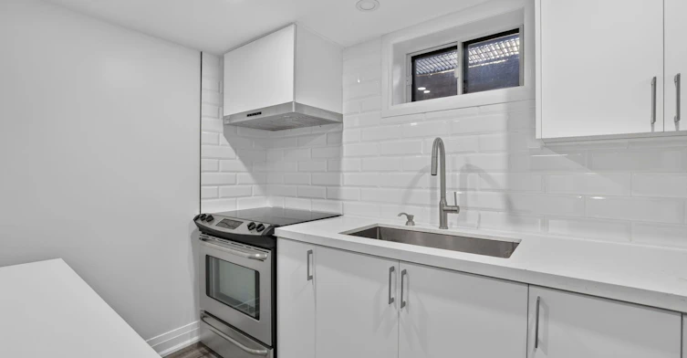 Lower-80 Beaumode Heights Drive, Toronto, ON, M9V 1V9 - 14