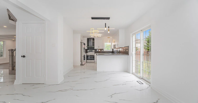 2417 Orchard Road, Burlington, ON, L7L 6X8 - 18