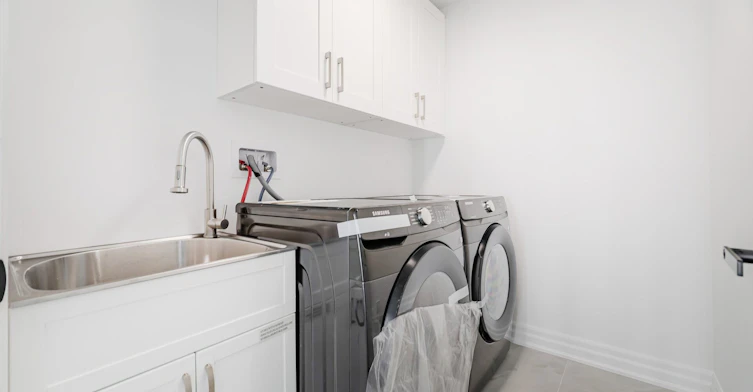 2417 Orchard Road, Burlington, ON, L7L 6X8 - 46