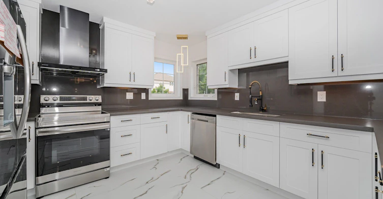 2417 Orchard Road, Burlington, ON, L7L 6X8 - 15