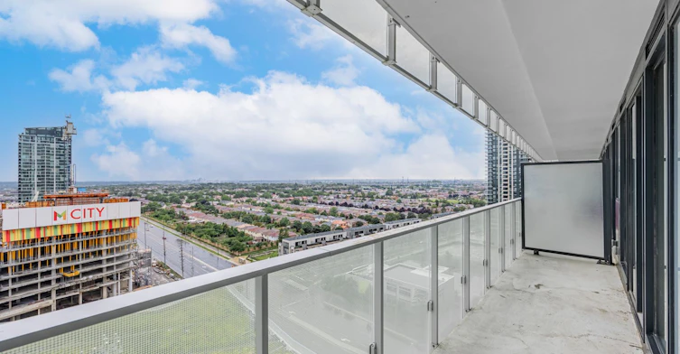 1307-3900 Confederation Parkway, Mississauga, ON, L5B 0M3 - 21