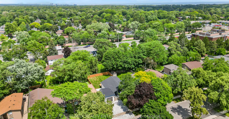 1495 Thetford Court, Mississauga, ON, L5J 3N2 - 40