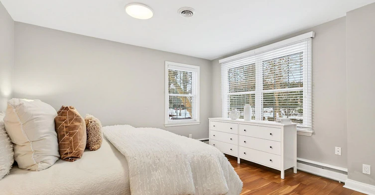 582 Cedar Avenue, Burlington, ON, L7T 2R2 - 24