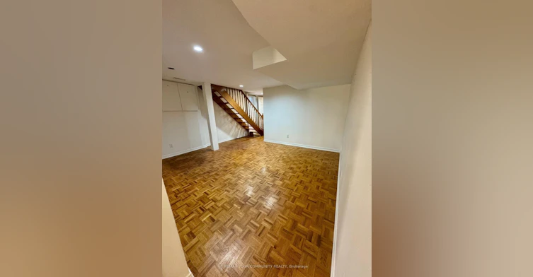 317 Boon Avenue, Toronto, ON, M6E 4A4 - 6