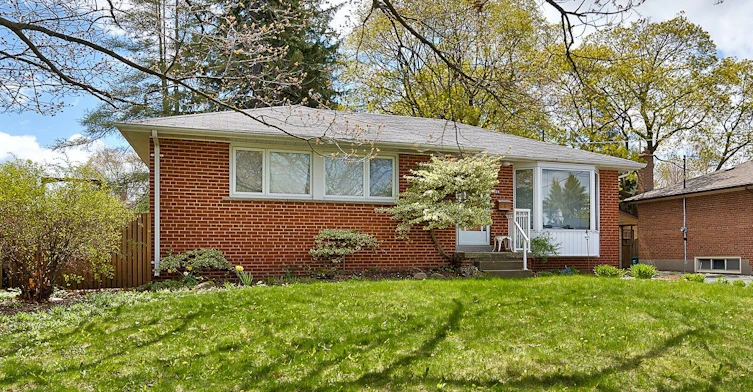 578 Lees Lane, Oakville, ON, L6L 4T8 - 2