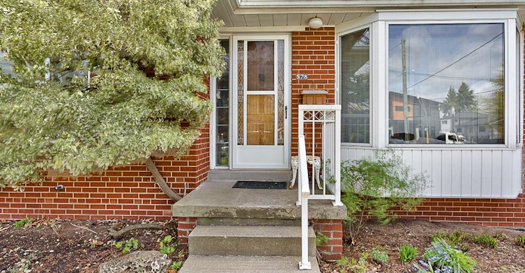 578 Lees Lane, Oakville, ON, L6L 4T8 - 5