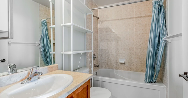 1712-339 Rathburn Road W, Mississauga, ON, L5B 0K6 - 13