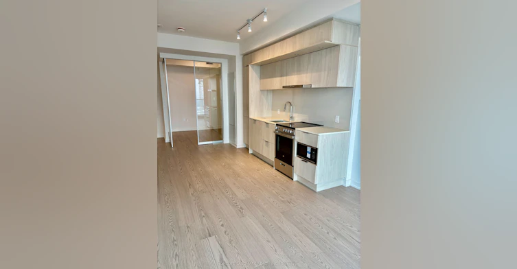 4901-448 Burnhamthorpe Rd W Road, Mississauga, ON, L5B 0R4 - 2