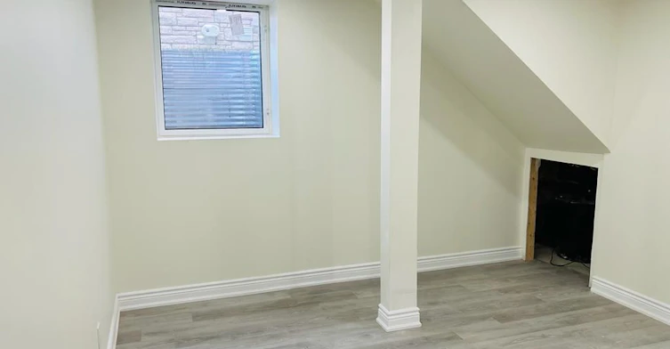 BASEMENT UNIT-35 Brixham Lane, Brampton, ON, L7A 5K2 - 5
