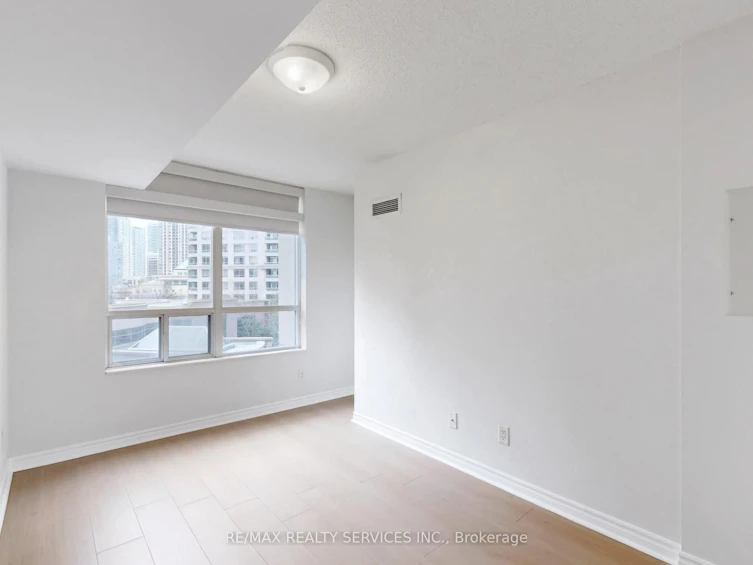 504-3880 Duke Of York Boulevard, Mississauga, ON, L5B 4M7 - 26