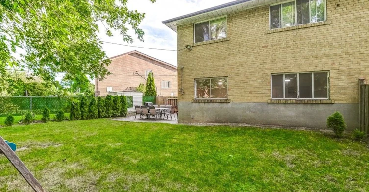 10 Rima Court, Toronto, ON, M9C 4C8 - 28