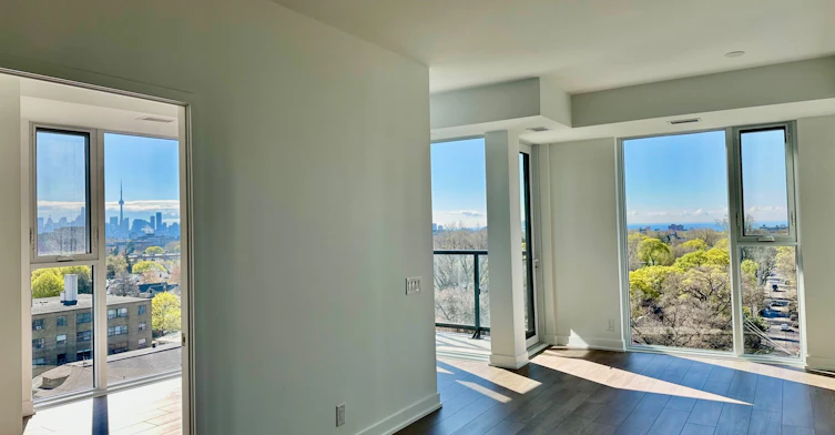 903-1660 Bloor Street W, Toronto, ON, M6P 0C6 - 2