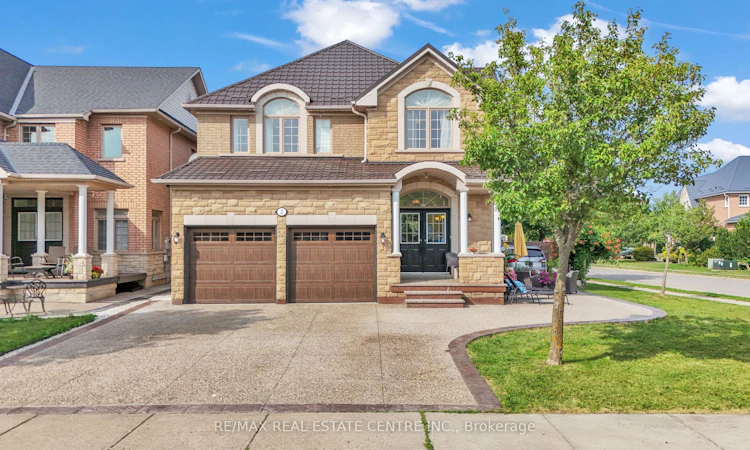 2 Janetville Street