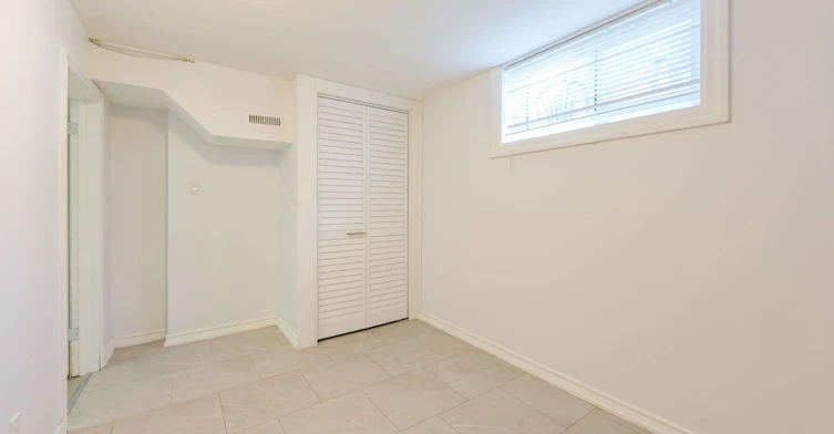 1255 Forestwood Drive, Mississauga, ON, L5C 1J2 - 18