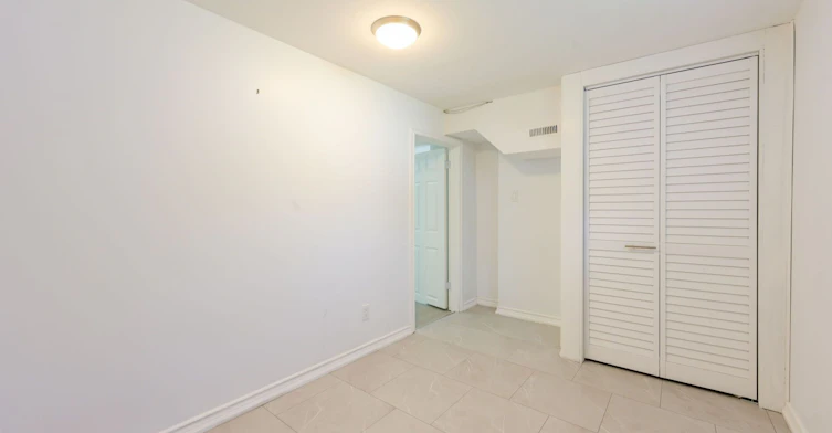 1255 Forestwood Drive, Mississauga, ON, L5C 1J2 - 19