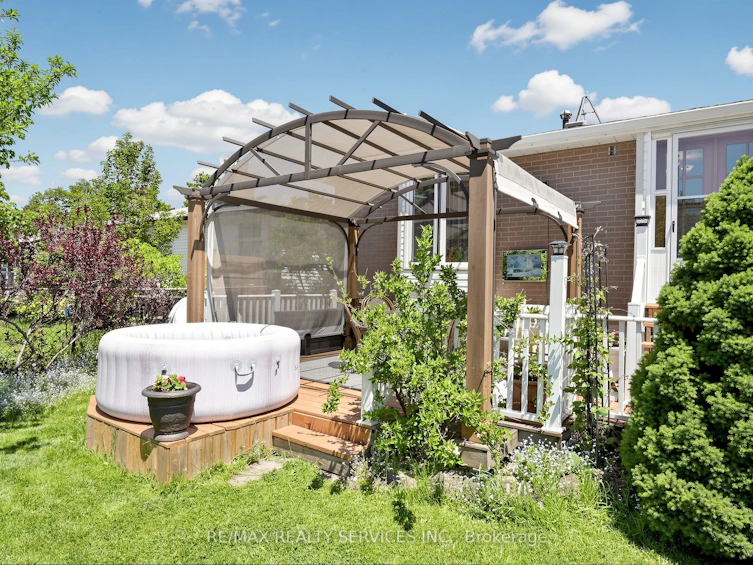 36 Glenvale Boulevard, Brampton, ON, L6S 1J1 - 42