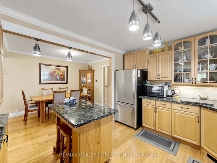 36 Glenvale Boulevard, Brampton, ON, L6S 1J1 - 17