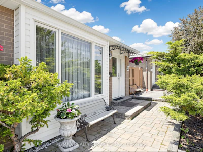 36 Glenvale Boulevard - 4